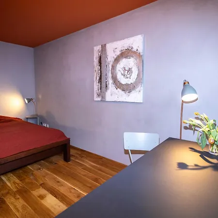 Апартаменты 3-zi-wohlfuehl-oase „down2earth“ Леонберг